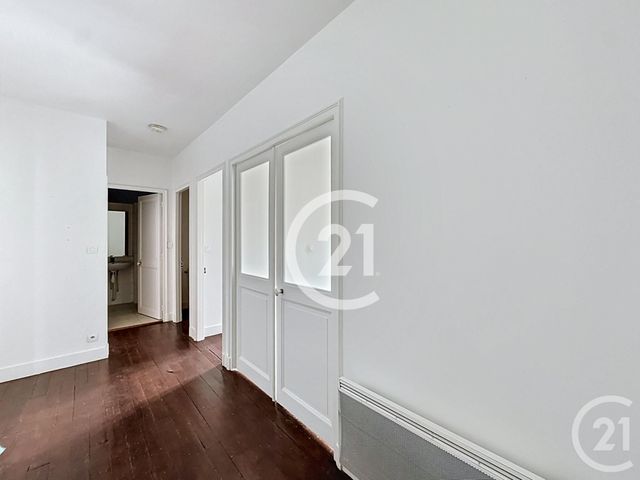 Appartement F3 à louer - 3 pièces - 84.0 m2 - COGNAC - 16 - POITOU-CHARENTES - Century 21 Xso Immobilier