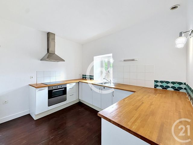 Appartement F3 à louer - 3 pièces - 84.0 m2 - COGNAC - 16 - POITOU-CHARENTES - Century 21 Xso Immobilier