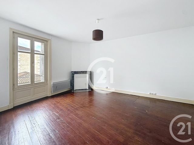 Appartement F3 à louer - 3 pièces - 84.0 m2 - COGNAC - 16 - POITOU-CHARENTES - Century 21 Xso Immobilier