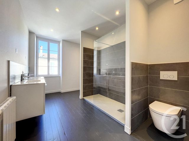 maison à louer - 4 pièces - 132.0 m2 - COGNAC - 16 - POITOU-CHARENTES - Century 21 Xso Immobilier