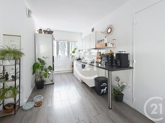 Appartement F3 à louer - 3 pièces - 65.8 m2 - COGNAC - 16 - POITOU-CHARENTES - Century 21 Xso Immobilier