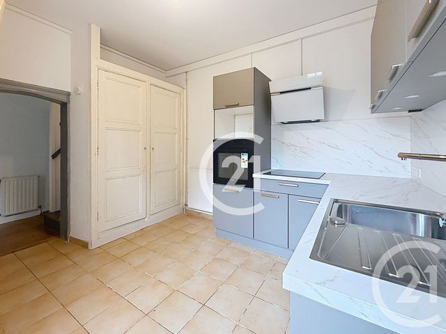 maison à louer - 6 pièces - 118.0 m2 - COGNAC - 16 - POITOU-CHARENTES - Century 21 Xso Immobilier