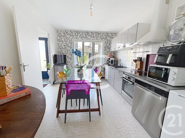 maison à louer - 3 pièces - 99.0 m2 - COGNAC - 16 - POITOU-CHARENTES - Century 21 Xso Immobilier