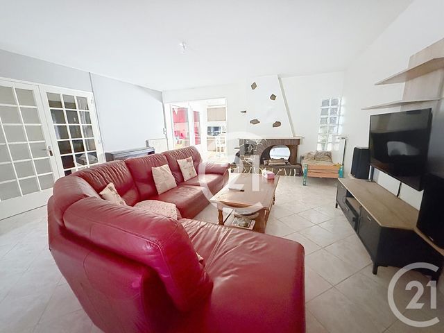 maison à louer - 7 pièces - 147.0 m2 - ST SULPICE DE COGNAC - 16 - POITOU-CHARENTES - Century 21 Xso Immobilier