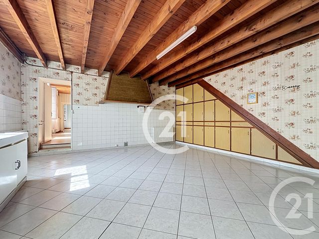 maison à vendre - 5 pièces - 151.5 m2 - LE SEURE - 17 - POITOU-CHARENTES - Century 21 Xso Immobilier