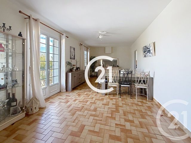 maison à louer - 5 pièces - 128.5 m2 - CHATEAUBERNARD - 16 - POITOU-CHARENTES - Century 21 Xso Immobilier