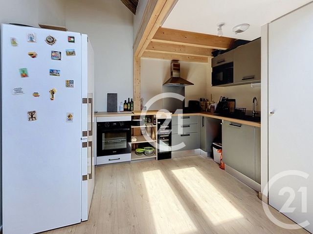 Appartement T3 à louer - 3 pièces - 65.0 m2 - COGNAC - 16 - POITOU-CHARENTES - Century 21 Xso Immobilier