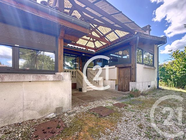 maison à vendre - 5 pièces - 145.5 m2 - ST LAURENT DE COGNAC - 16 - POITOU-CHARENTES - Century 21 Xso Immobilier