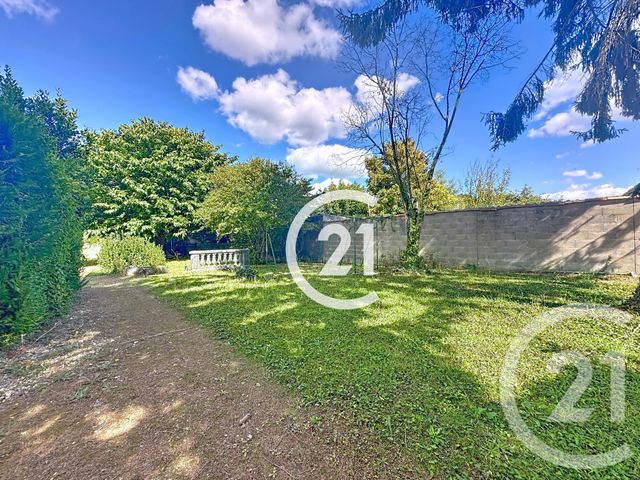 maison à vendre - 5 pièces - 145.5 m2 - ST LAURENT DE COGNAC - 16 - POITOU-CHARENTES - Century 21 Xso Immobilier