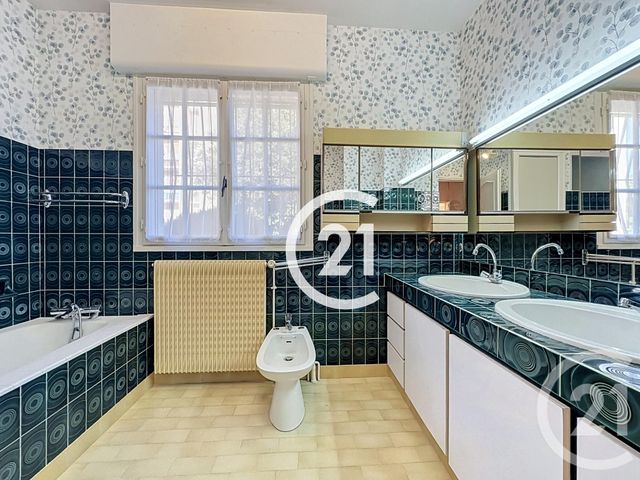 maison à vendre - 5 pièces - 139.0 m2 - COGNAC - 16 - POITOU-CHARENTES - Century 21 Xso Immobilier