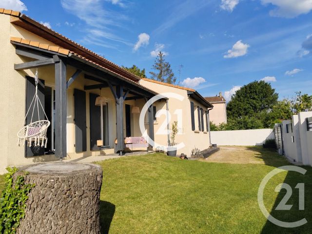maison à vendre - 5 pièces - 120.0 m2 - ST LAURENT DE COGNAC - 16 - POITOU-CHARENTES - Century 21 Xso Immobilier