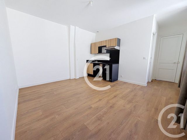 Appartement F2 à louer - 2 pièces - 40.0 m2 - COGNAC - 16 - POITOU-CHARENTES - Century 21 Xso Immobilier