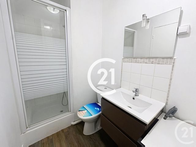 Appartement F1 à louer - 1 pièce - 27.0 m2 - COGNAC - 16 - POITOU-CHARENTES - Century 21 Xso Immobilier