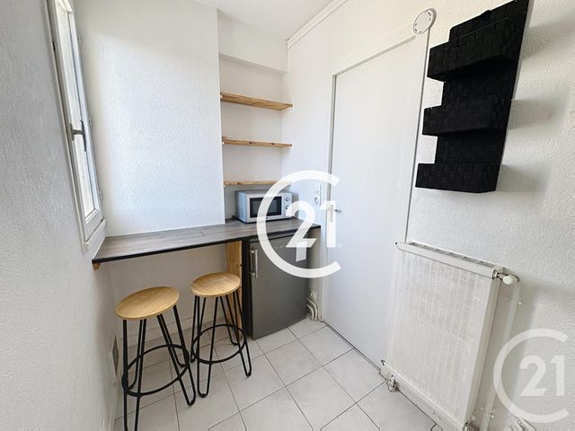Appartement F1 à louer - 1 pièce - 27.0 m2 - COGNAC - 16 - POITOU-CHARENTES - Century 21 Xso Immobilier