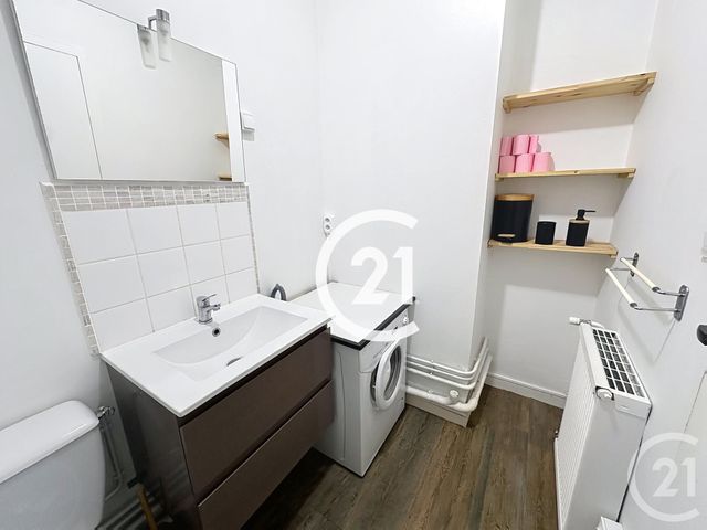 Appartement F1 à louer - 1 pièce - 27.0 m2 - COGNAC - 16 - POITOU-CHARENTES - Century 21 Xso Immobilier