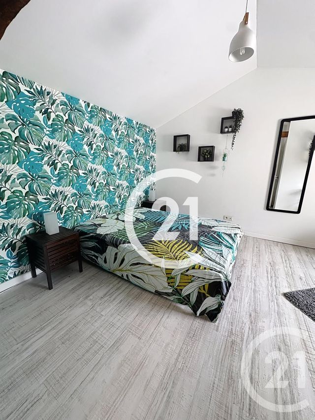 Appartement F3 à louer - 3 pièces - 70.0 m2 - COGNAC - 16 - POITOU-CHARENTES - Century 21 Xso Immobilier