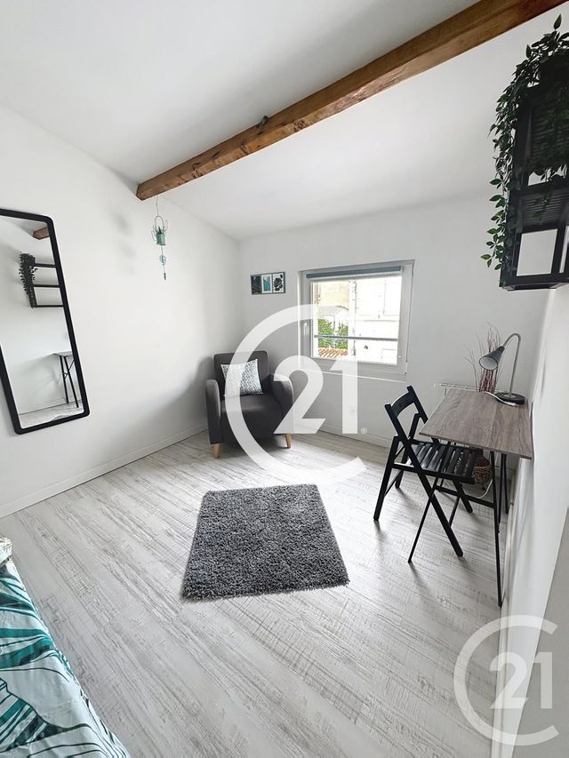 Appartement F3 à louer - 3 pièces - 70.0 m2 - COGNAC - 16 - POITOU-CHARENTES - Century 21 Xso Immobilier