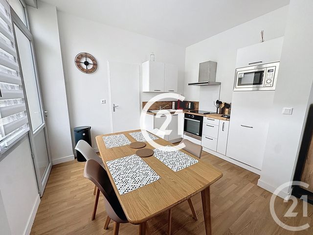 Appartement F3 à louer - 3 pièces - 50.0 m2 - COGNAC - 16 - POITOU-CHARENTES - Century 21 Xso Immobilier