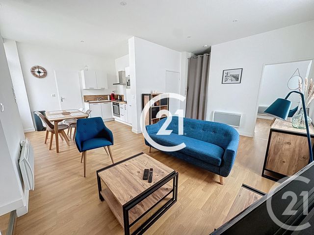 Appartement F3 à louer - 3 pièces - 50.0 m2 - COGNAC - 16 - POITOU-CHARENTES - Century 21 Xso Immobilier