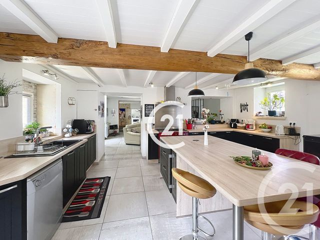 maison à vendre - 11 pièces - 295.0 m2 - JAVREZAC - 16 - POITOU-CHARENTES - Century 21 Xso Immobilier