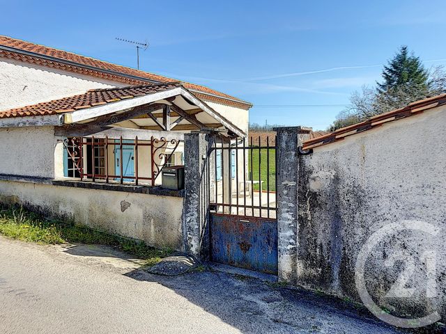 Afficher la photo en grand maison à vendre - 8 pièces - 127.0 m2 - CHATEAUNEUF SUR CHARENTE - 16 - POITOU-CHARENTES - Century 21 Xso Immobilier