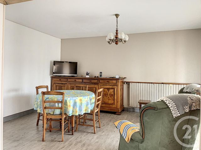 maison à vendre - 6 pièces - 127.0 m2 - COGNAC - 16 - POITOU-CHARENTES - Century 21 Xso Immobilier maison à vendre - 6 pièces - 127.0 m2 - COGNAC - 16 - POITOU-CHARENTES - Century 21 Xso Immobilier