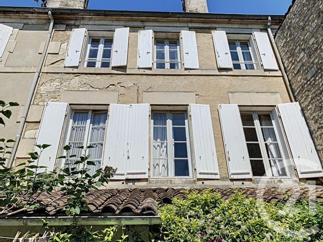 maison à vendre - 6 pièces - 155.0 m2 - JARNAC - 16 - POITOU-CHARENTES - Century 21 Xso Immobilier maison à vendre - 6 pièces - 155.0 m2 - JARNAC - 16 - POITOU-CHARENTES - Century 21 Xso Immobilier