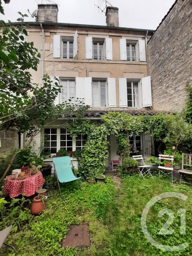 maison à vendre - 6 pièces - 155.0 m2 - JARNAC - 16 - POITOU-CHARENTES - Century 21 Xso Immobilier maison à vendre - 6 pièces - 155.0 m2 - JARNAC - 16 - POITOU-CHARENTES - Century 21 Xso Immobilier