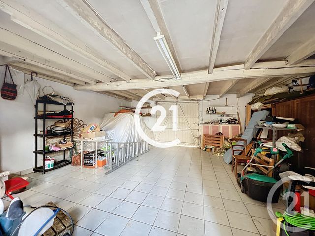 maison à vendre - 8 pièces - 281.0 m2 - CHERVES RICHEMONT - 16 - POITOU-CHARENTES - Century 21 Xso Immobilier