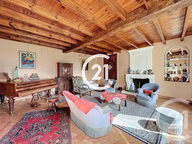 maison à vendre - 8 pièces - 281.0 m2 - CHERVES RICHEMONT - 16 - POITOU-CHARENTES - Century 21 Xso Immobilier