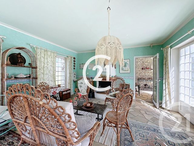 maison à vendre - 8 pièces - 281.0 m2 - CHERVES RICHEMONT - 16 - POITOU-CHARENTES - Century 21 Xso Immobilier