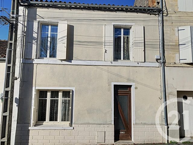 maison à vendre - 4 pièces - 101.0 m2 - COGNAC - 16 - POITOU-CHARENTES - Century 21 Xso Immobilier maison à vendre - 4 pièces - 101.0 m2 - COGNAC - 16 - POITOU-CHARENTES - Century 21 Xso Immobilier