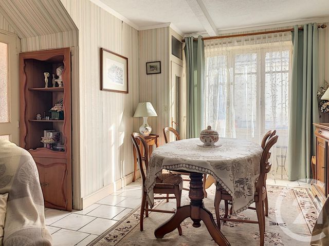 maison à vendre - 4 pièces - 101.0 m2 - COGNAC - 16 - POITOU-CHARENTES - Century 21 Xso Immobilier maison à vendre - 4 pièces - 101.0 m2 - COGNAC - 16 - POITOU-CHARENTES - Century 21 Xso Immobilier